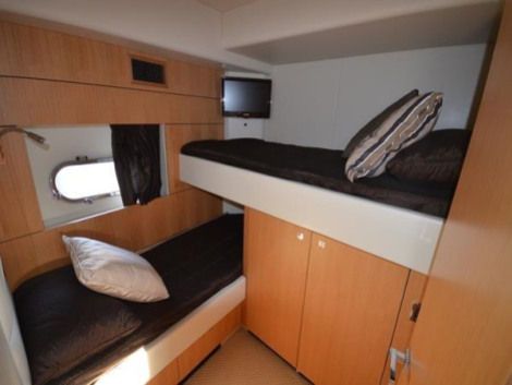 The Predator 64 offers 3 cabins, with 2 doubles and a twin bunk arrangement