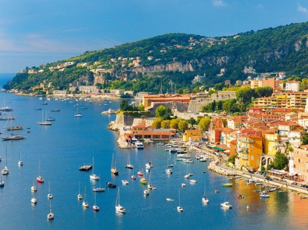 Eat, Drink, Sleep: Suggestions for the French Riviera by Sunseeker La Napoule