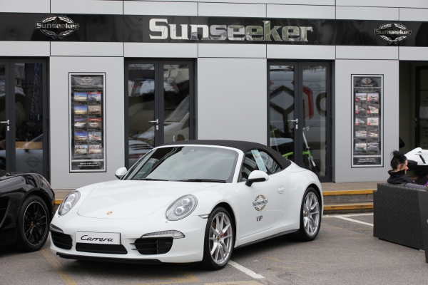 Sunseeker collaborated with a number of valued brand partners including Porsche Portsmouth who provided an array of luxury cars for the weekend